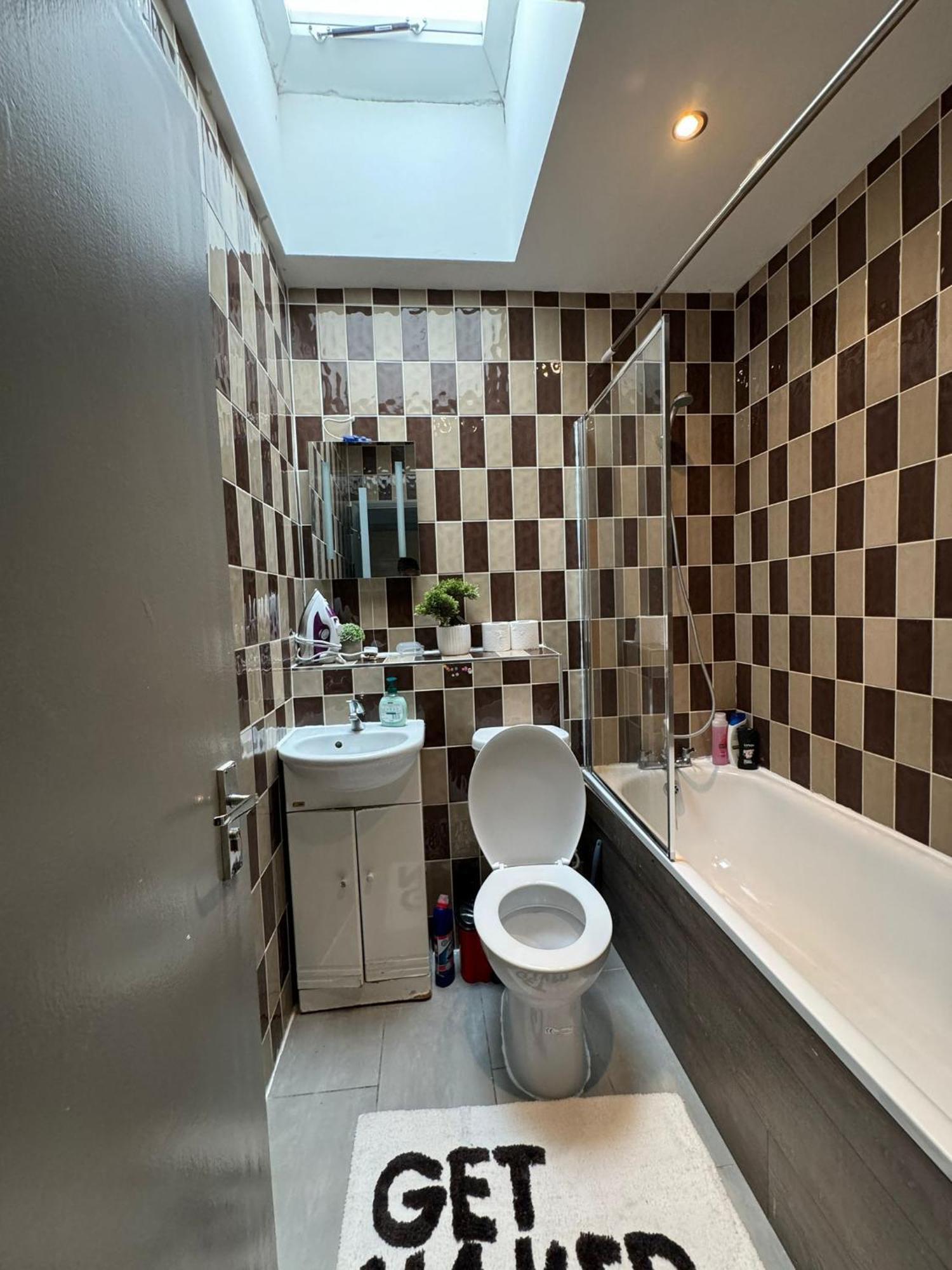 2 Bedroom Flat In Euston 2 Mins Away From Station, No Lift London Kültér fotó